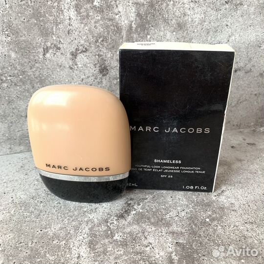 Marc Jacobs Тональная основа