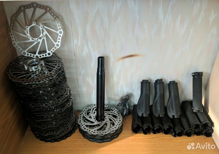Запчасти на велосипеды в ассортименте (новые)