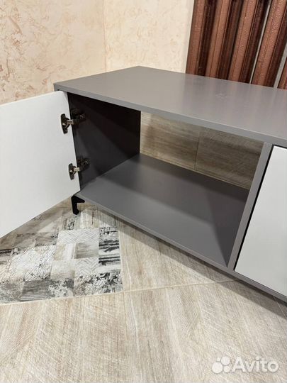 Тумба под телевизор новая