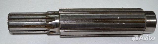 Вал вторичный раздаточной коробки 71-1802056 газ 7