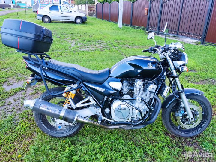 Yamaha XJR 1300