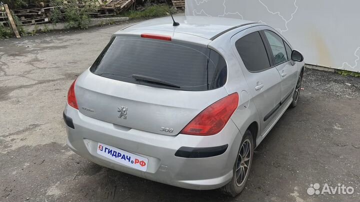 Покрытие напольное (ковролин) Peugeot 308 7585Y3