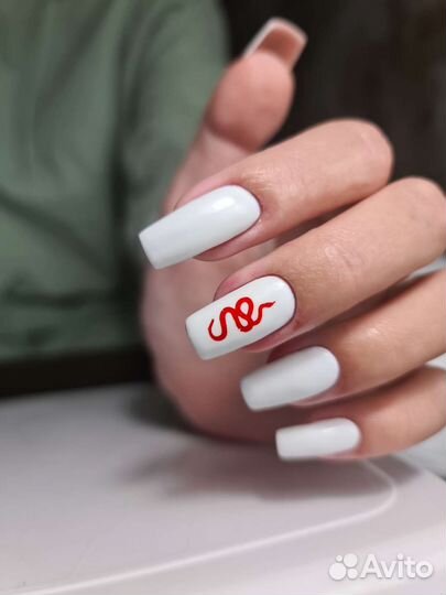 Наращивание ногтей на дому
