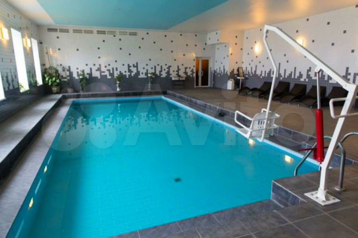 Гостиница, 12220 м²