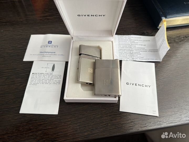 Зажигалка givenchy