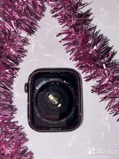 Часы Apple watch 5 44 mm nike