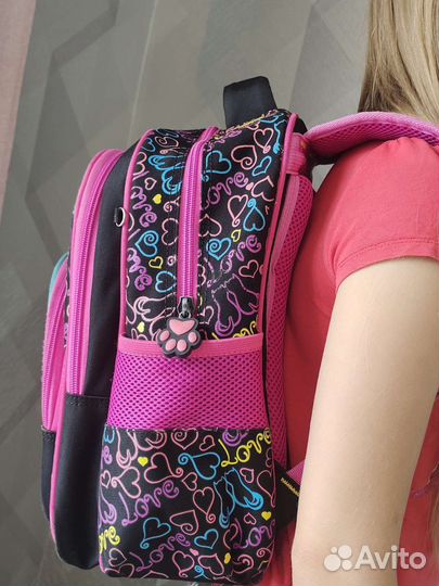 Рюкзак школьный для девочки 1 класс