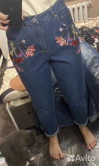 Джинсы с узором