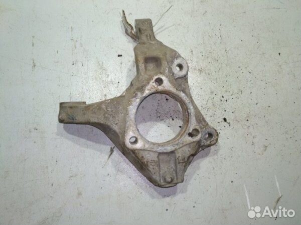 Кулак поворотный передний правый Chevrolet Cruze