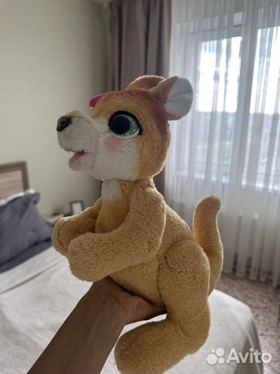 Интерактивная игрушка кенгуру
