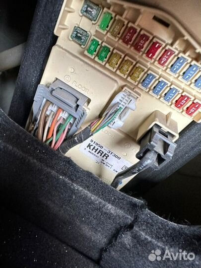 Блок предохранителей Kia Quoris 3.8 G6DK 2013