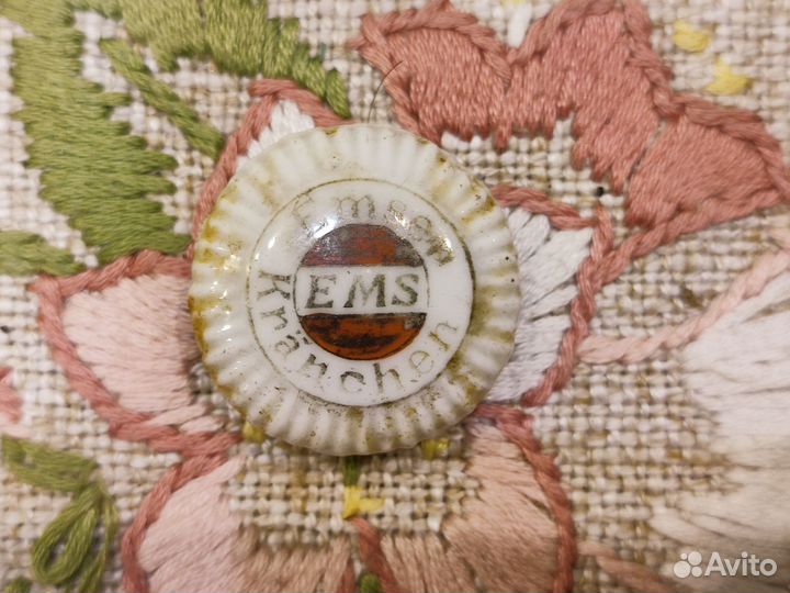 Фарфоровая пробка Ems раскопок Königsberga