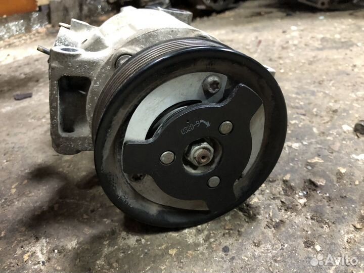 Компрессор кондиционера Volkswagen Polo 6