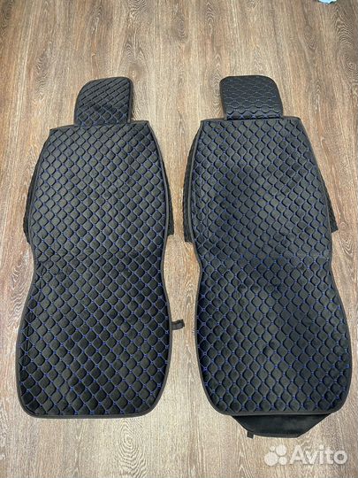 Автомобильные чехлы комплект