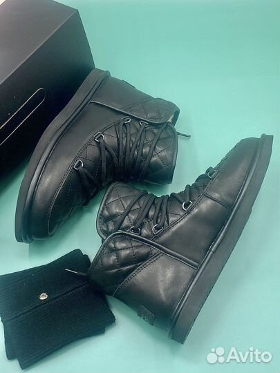 Угги женские Ugg Lodge Mini Leather Black