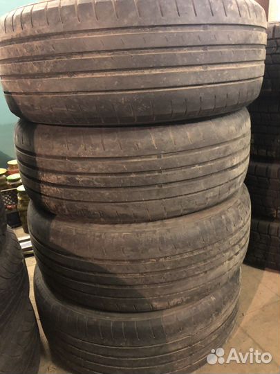 Sunny NA305 215/55 R17 98W