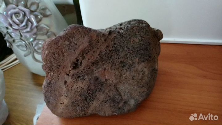 Вулканическая лава в аквариум