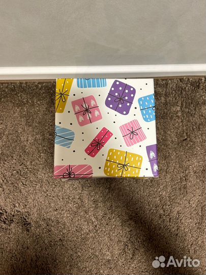 Коробка подарочная