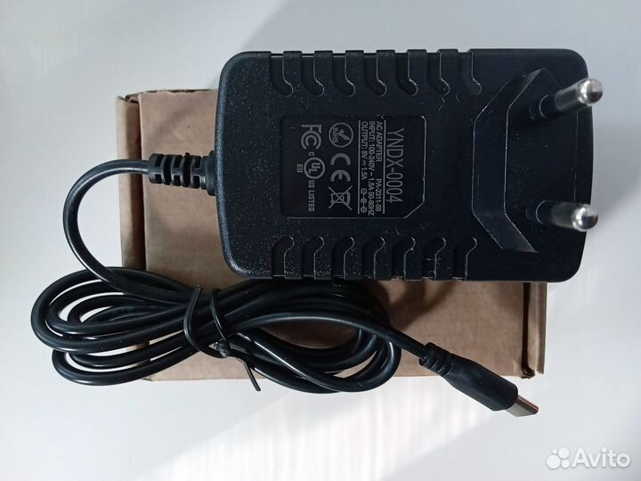 Зарядное устройство Яндекс Станция Мини yndx-0004