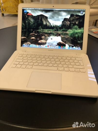 Apple 1342. Для учебы