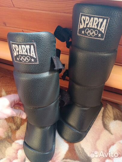 Спортивная защита. Накладки на голень и стопу