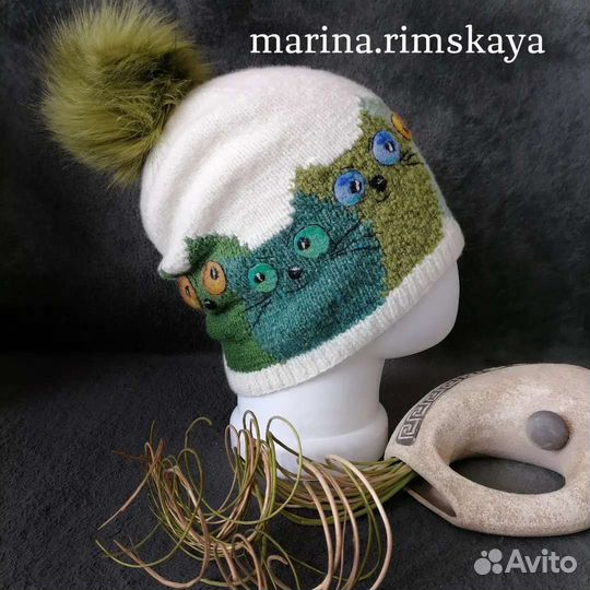 Шапка с милыми совами