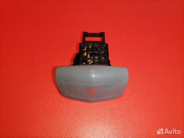 Кнопка аварийки Nissan Primera TP12 QR20DE 2004