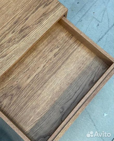 Тумба прикроватная