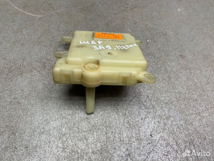 Моторчик заслонки печки Volkswagen Sharan 7M 2.0