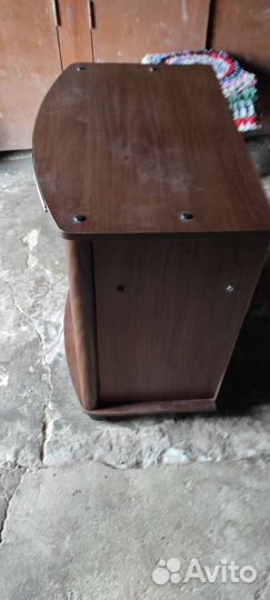 Тумба под телевизор