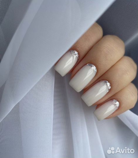 Маникюр,наращивание ногтей