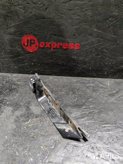 Кронштейн бампера передний правый Bmw 5 E61 N52B25