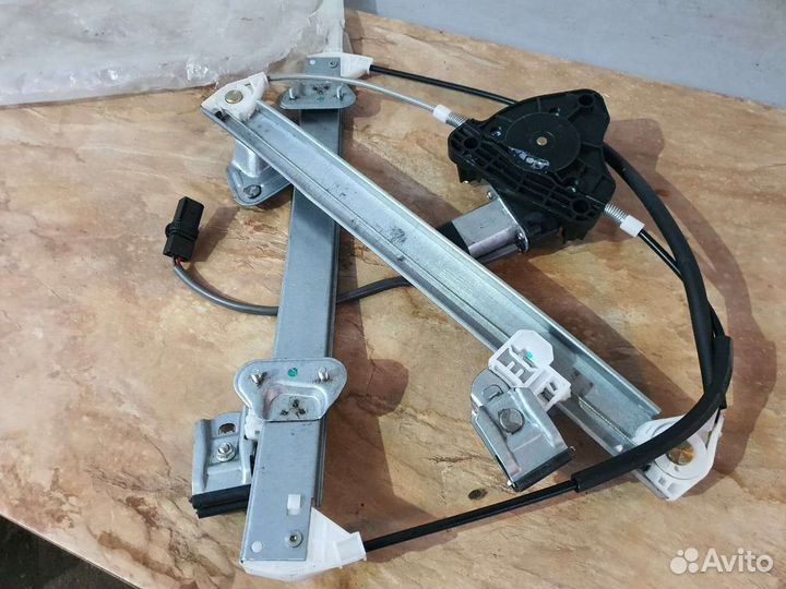 Стеклоподемник Ваз Лада Гранта 2190 Левый Перед