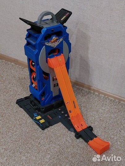 Hot wheels парковка гараж