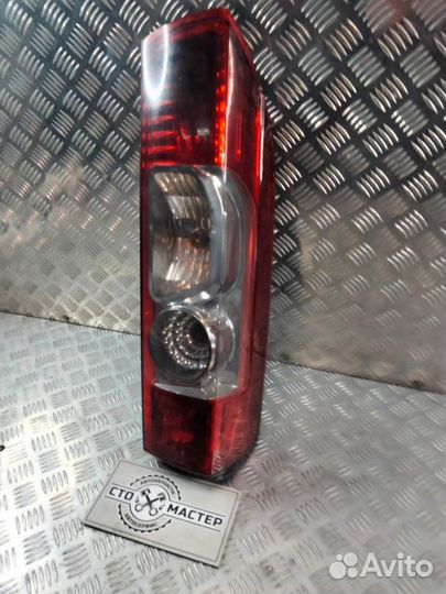 Фонарь задний правый Peugeot Boxer 2.2