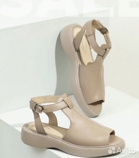 Сандали faktura