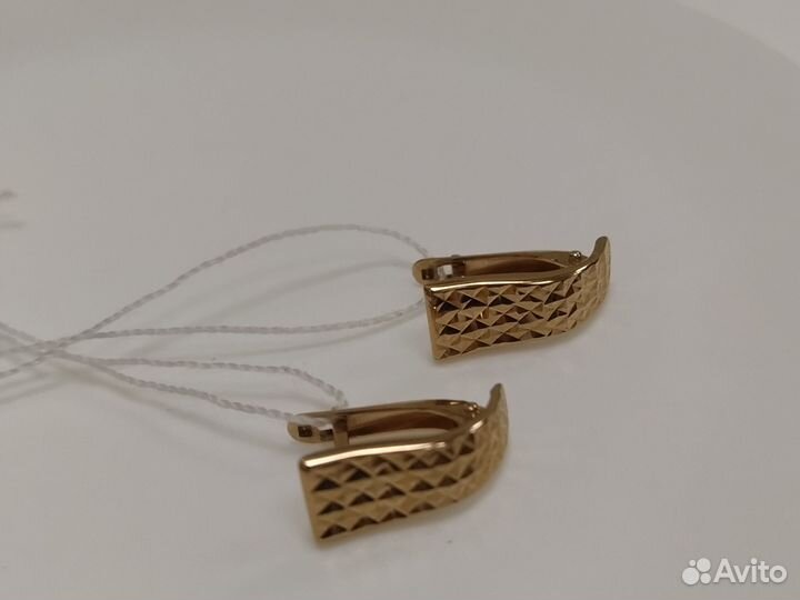 Золотые серьги