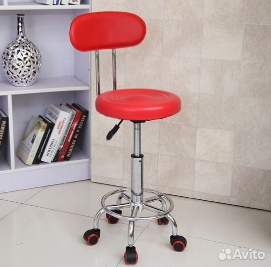 Стул для мастера педикюра, косметолога