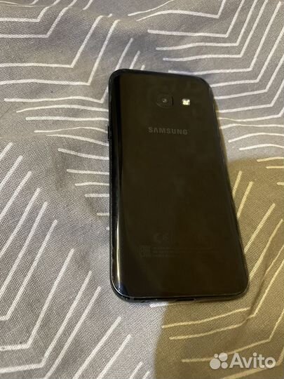 Samsung Galaxy A3 (2017) SM-A320F/DS, 2/16 ГБ