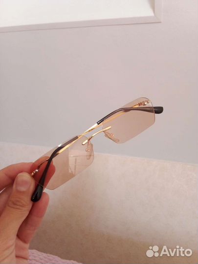 Солнцезащитные очки