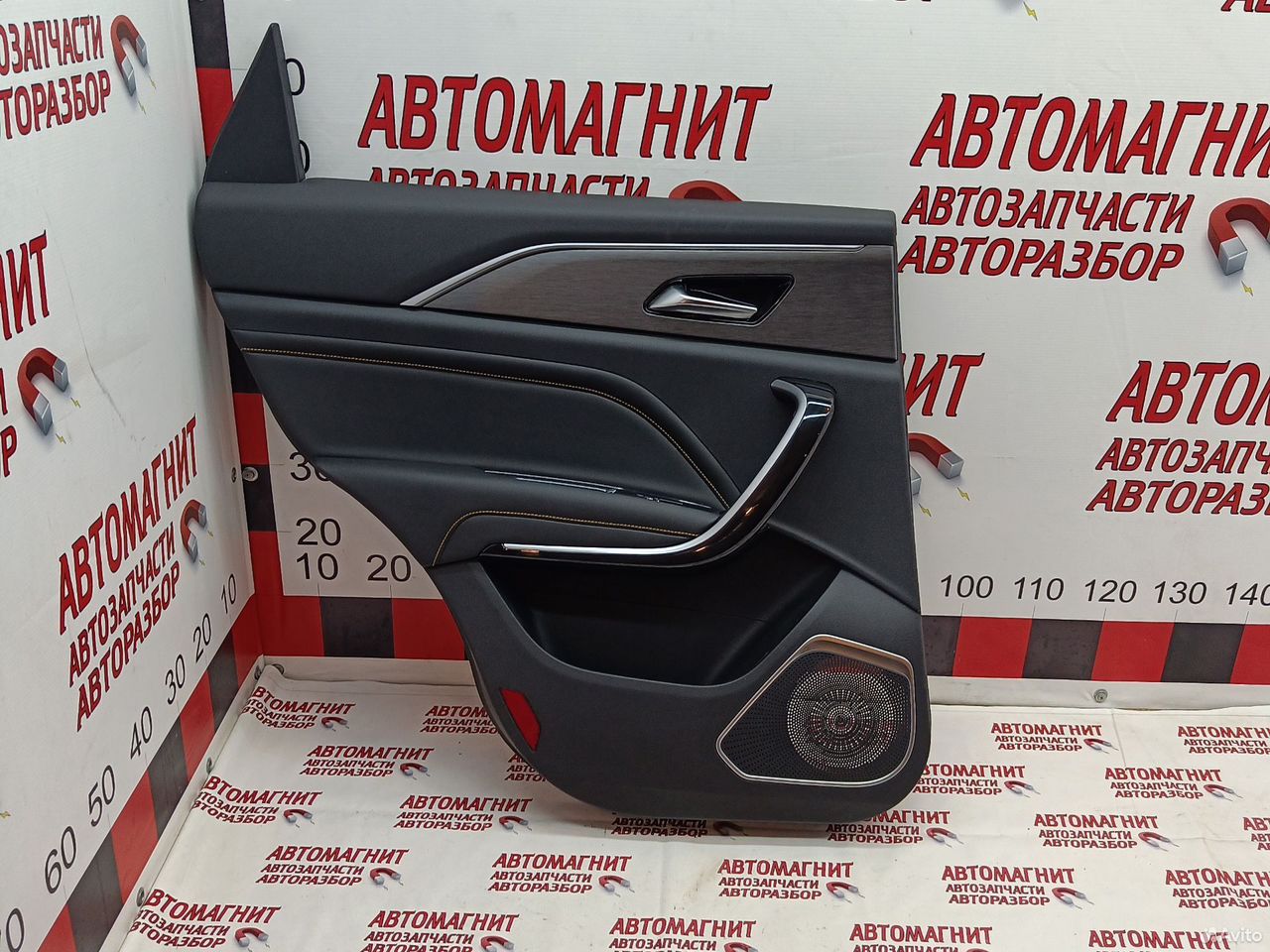 Обшивка двери задней левой Faw Bestune T77