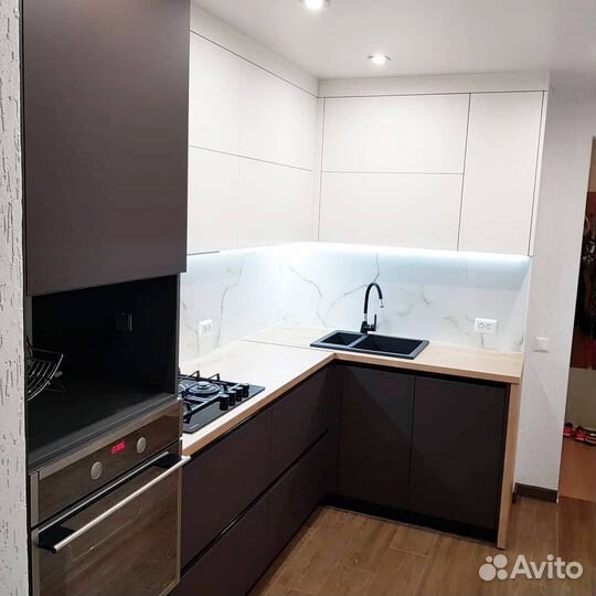 Кухни на заказ. Своё производство