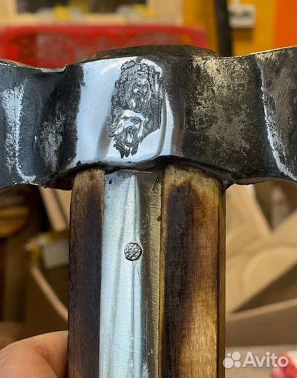 Лазерная гравировка/маркировка металла