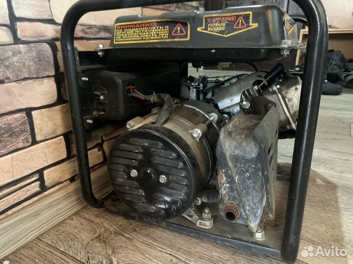 Генератор бензиновый