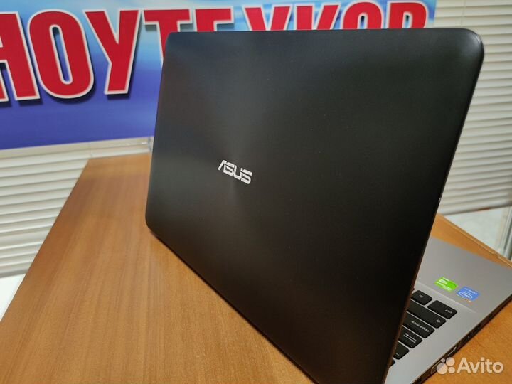 Ноутбук Asus / core i7 / 1tb / geforce 2gb