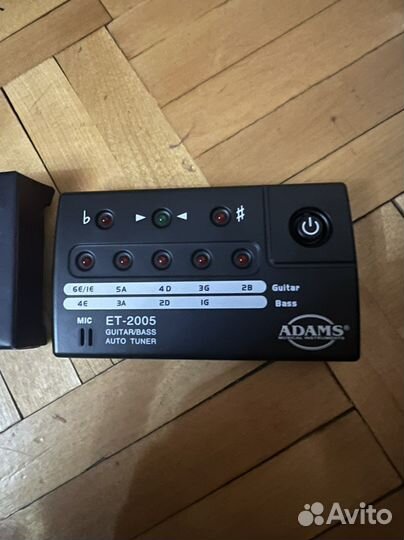 Тюнер для гитары adams