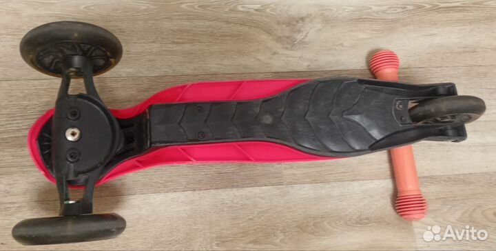 Самокат 3х колесный, светящие колёса kreiss