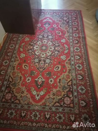 Ковер шерстяной 2м20 см на 1 м50 см