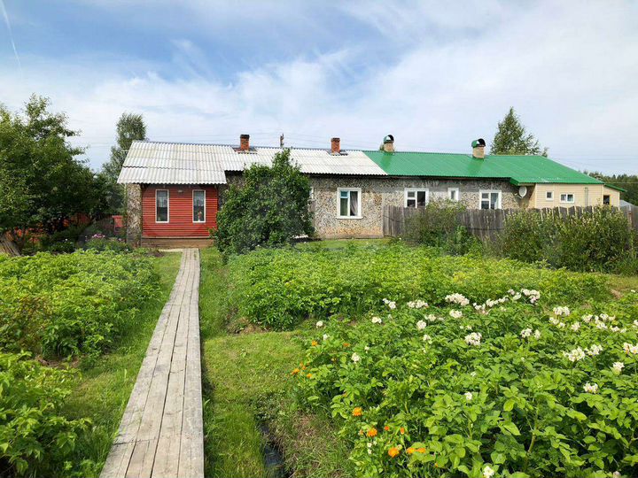 Дом 62,5 м² на участке 12 сот.