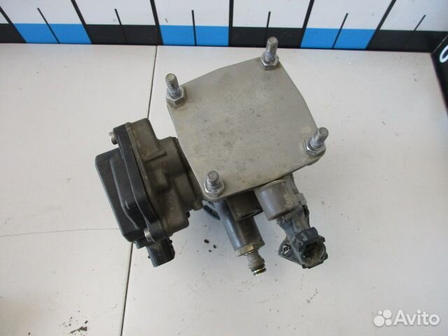 Кран управления тормозами прицепа Volvo FM4 FH4